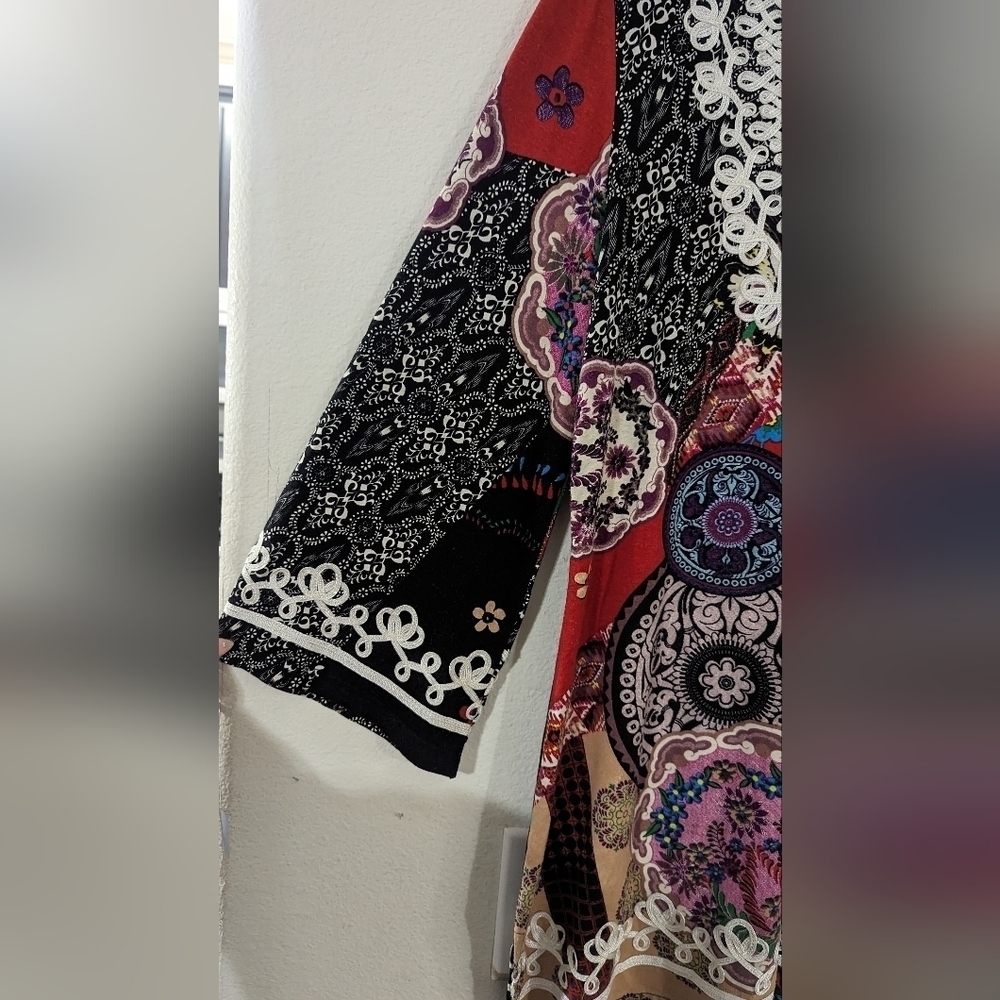 V Cristina Women's LS Embroidered Floral V Neck Top Black - Picture 3 of 8